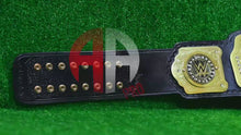 Load and play video in Gallery viewer, New World Heavyweight Championship Belt Replica DG-5003
